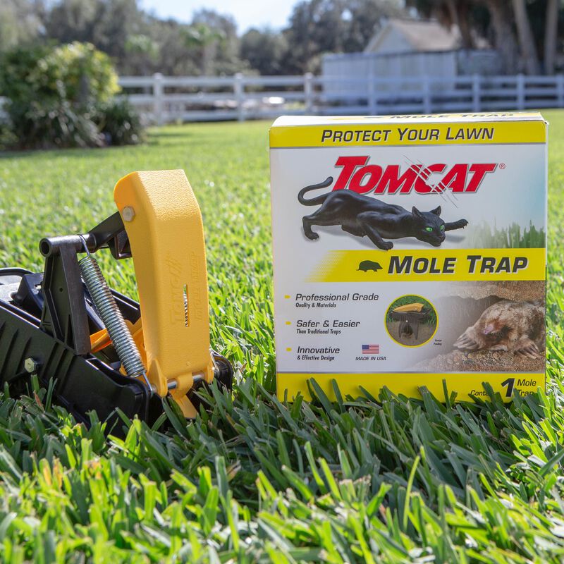 Tomcat Mole Trap, Innovative and Effective Mole Remover Trap Kills